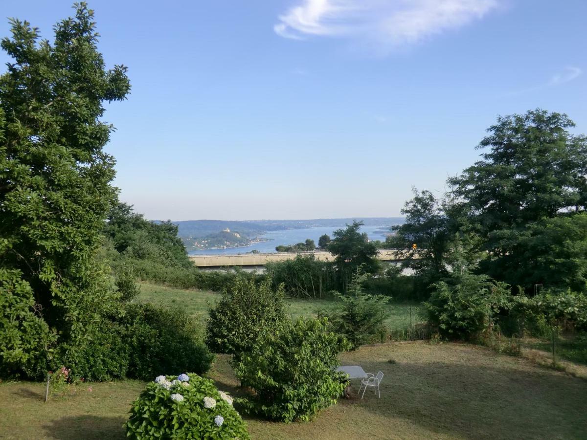 Casale Cadeloro Apartment Nebbiuno Luaran gambar