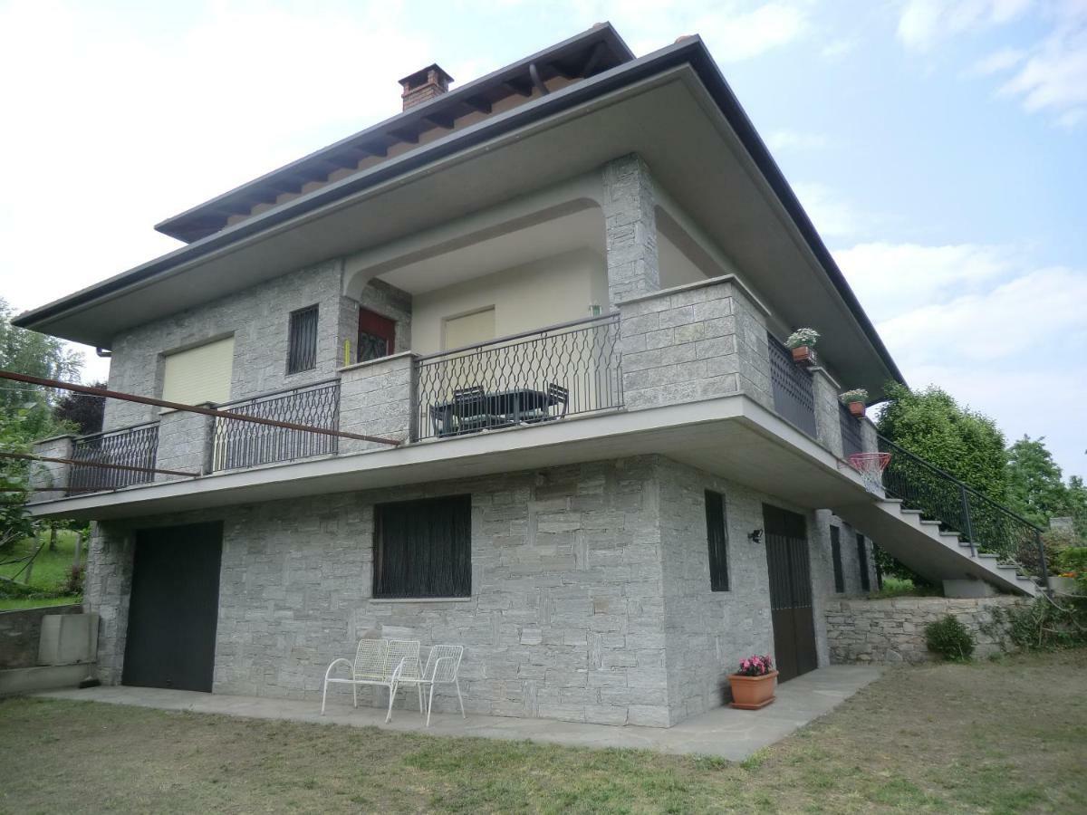 Casale Cadeloro Apartment Nebbiuno Luaran gambar