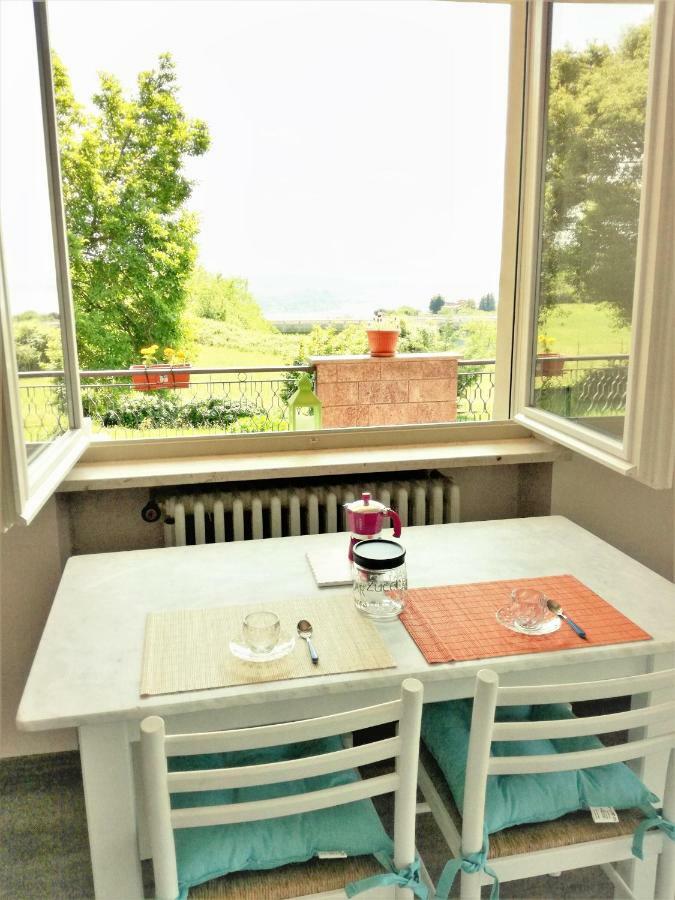 Casale Cadeloro Apartment Nebbiuno Luaran gambar